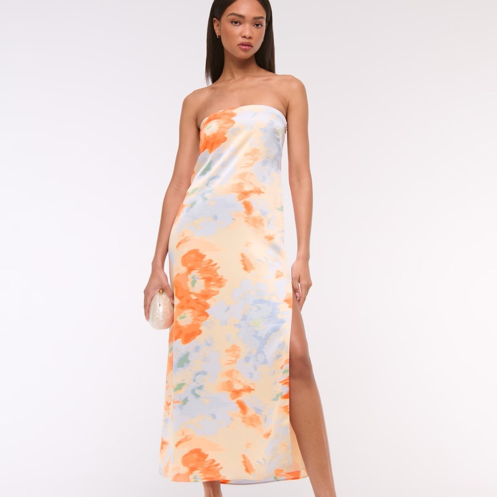 Brand new Abercrombie strapless slip in TALL